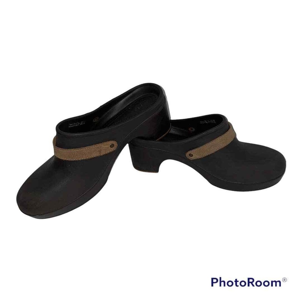 Crocs‎ Sarah Womens Size Small 7 Espresso Wedge Heel Slip on Clogs